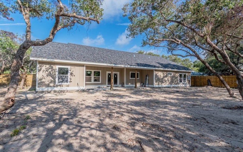 23 Charlotte Ave, ROCKPORT, TX 78382, 3 Habitaciones Habitaciones , ,2 BañosBaños,Residential,En Venta,23 Charlotte Ave,148535