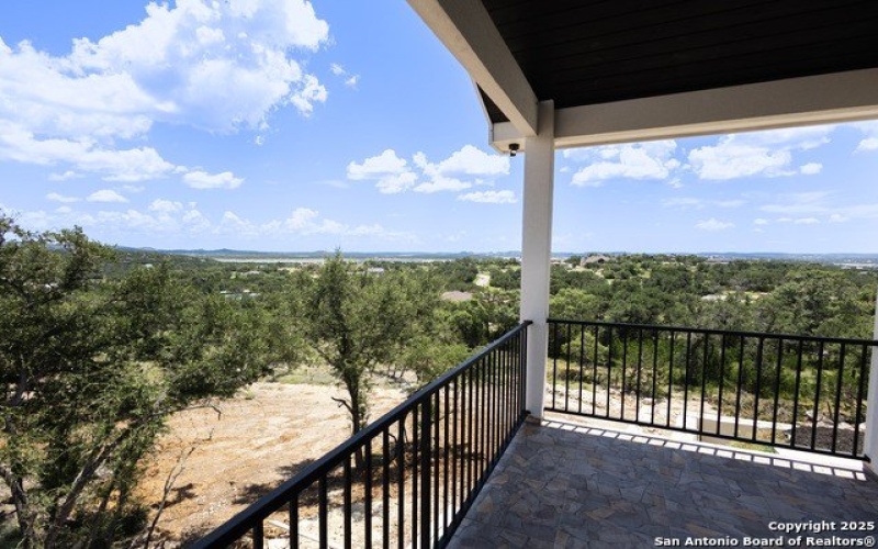 1193 Country Pike, Canyon Lake, TX 78133, 4 Bedrooms Bedrooms, ,5 BathroomsBathrooms,Residential,For Sale,1193 Country Pike,1888149