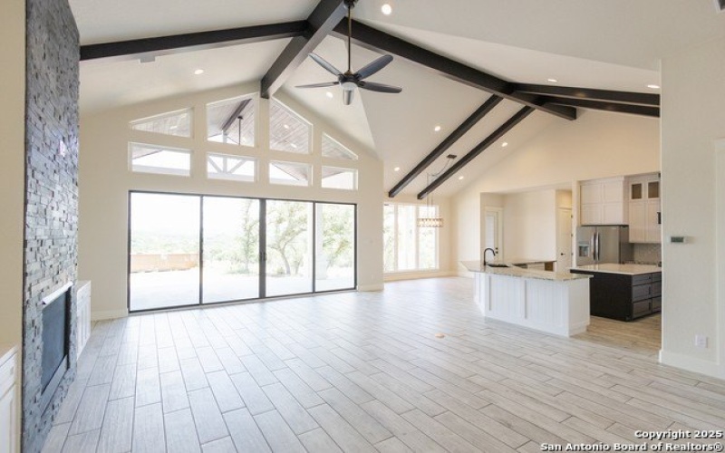 1193 Country Pike, Canyon Lake, TX 78133, 4 Bedrooms Bedrooms, ,5 BathroomsBathrooms,Residential,For Sale,1193 Country Pike,1888149