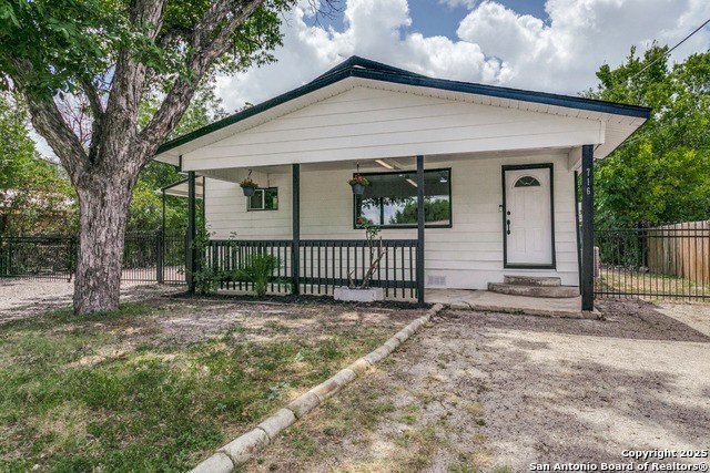716 vickers, San Antonio, TX 78211, 4 Bedrooms Bedrooms, ,2 BathroomsBathrooms,Residential,For Sale,716 vickers,0,1888165