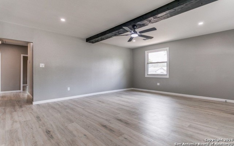 716 vickers, San Antonio, TX 78211, 4 Bedrooms Bedrooms, ,2 BathroomsBathrooms,Residential,For Sale,716 vickers,0,1888165
