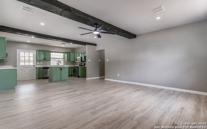 716 vickers, San Antonio, TX 78211, 4 Bedrooms Bedrooms, ,2 BathroomsBathrooms,Residential,For Sale,716 vickers,0,1888165