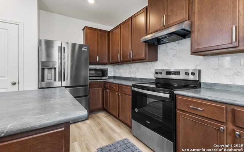 10643 W Military Drive #14, San Antonio, TX 78251, 3 Bedrooms Bedrooms, ,2 BathroomsBathrooms,Residential,For Sale,10643 W Military Drive #14,0,1888169