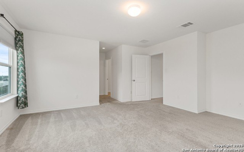 10643 W Military Drive #14, San Antonio, TX 78251, 3 Bedrooms Bedrooms, ,2 BathroomsBathrooms,Residential,For Sale,10643 W Military Drive #14,0,1888169