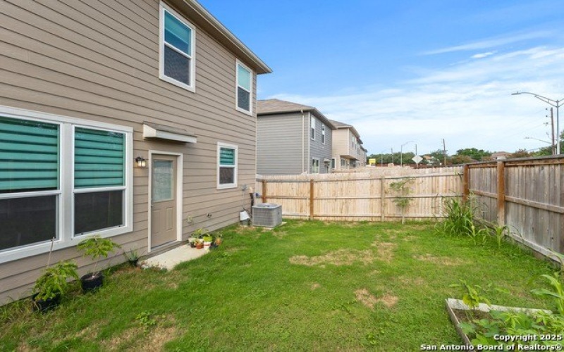 10643 W Military Drive #14, San Antonio, TX 78251, 3 Bedrooms Bedrooms, ,2 BathroomsBathrooms,Residential,For Sale,10643 W Military Drive #14,0,1888169