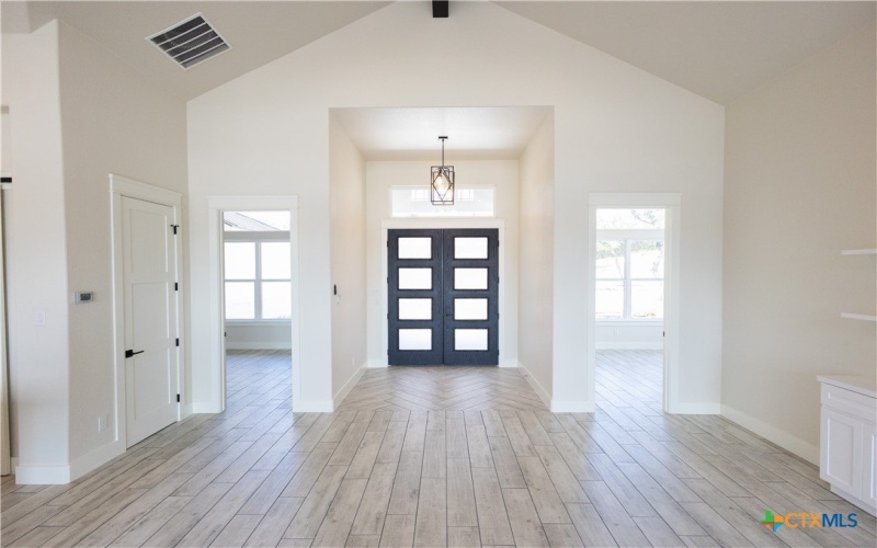 1193 Country Pike, Canyon Lake, TX 78133, 4 Habitaciones Habitaciones , ,5 BañosBaños,Residential,En Venta,1193 Country Pike,588158