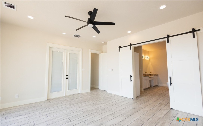 1193 Country Pike, Canyon Lake, TX 78133, 4 Habitaciones Habitaciones , ,5 BañosBaños,Residential,En Venta,1193 Country Pike,588158