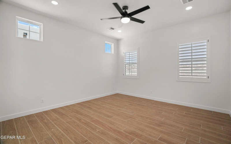 15064 Laura Lane, El Paso, TX 79938, 4 Bedrooms Bedrooms, ,2 BathroomsBathrooms,Residential,For Sale,15064 Laura Lane,927384
