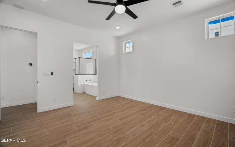 15064 Laura Lane, El Paso, TX 79938, 4 Bedrooms Bedrooms, ,2 BathroomsBathrooms,Residential,For Sale,15064 Laura Lane,927384