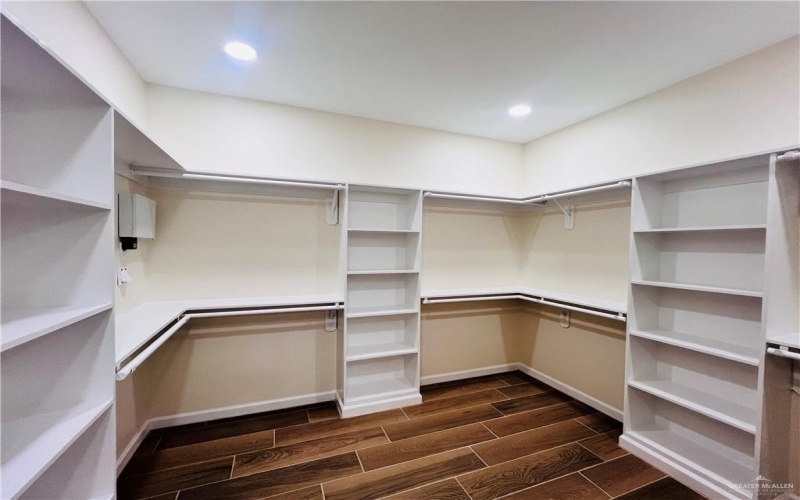 3412 Monte Cielo Drive, Weslaco, TX 78599, 4 Bedrooms Bedrooms, ,2 BathroomsBathrooms,Residential,For Sale,3412 Monte Cielo Drive,0,476961