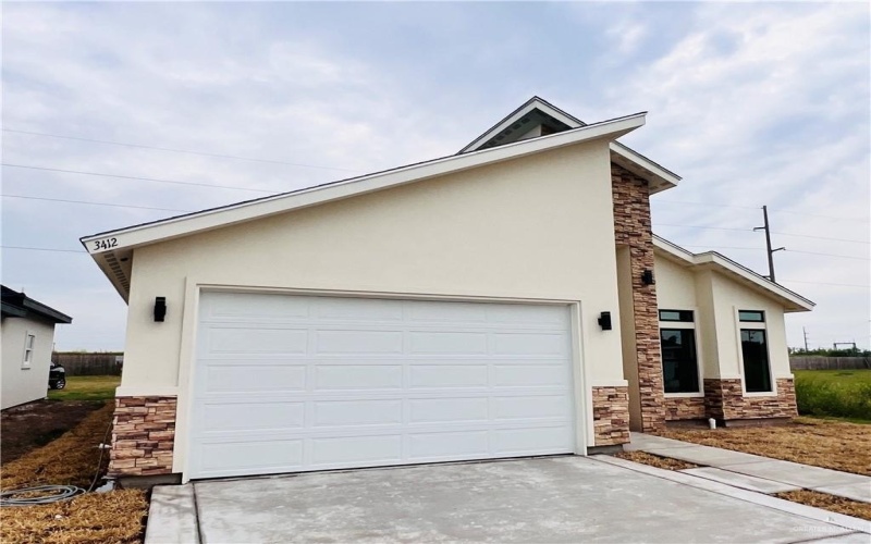 3412 Monte Cielo Drive, Weslaco, TX 78599, 4 Bedrooms Bedrooms, ,2 BathroomsBathrooms,Residential,For Sale,3412 Monte Cielo Drive,0,476961
