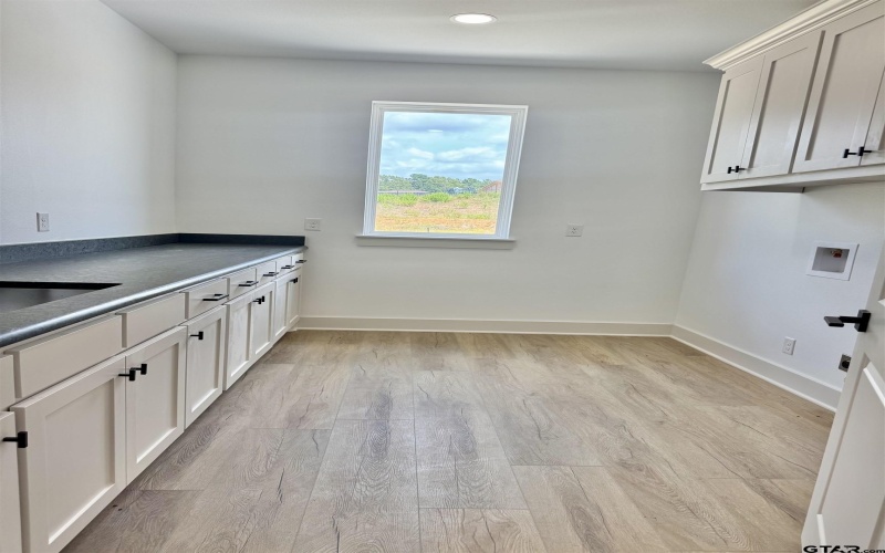 990 Mallard, Lindale, TX 75771, 4 Habitaciones Habitaciones , ,2 BañosBaños,Residential,En Venta,990 Mallard,25011520