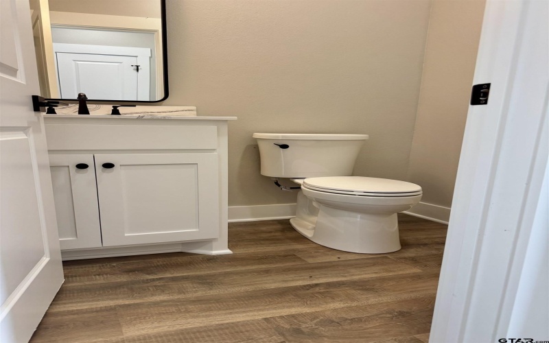 984 Mallard, Lindale, TX 75771, 4 Bedrooms Bedrooms, ,2 BathroomsBathrooms,Residential,For Sale,984 Mallard,25011523