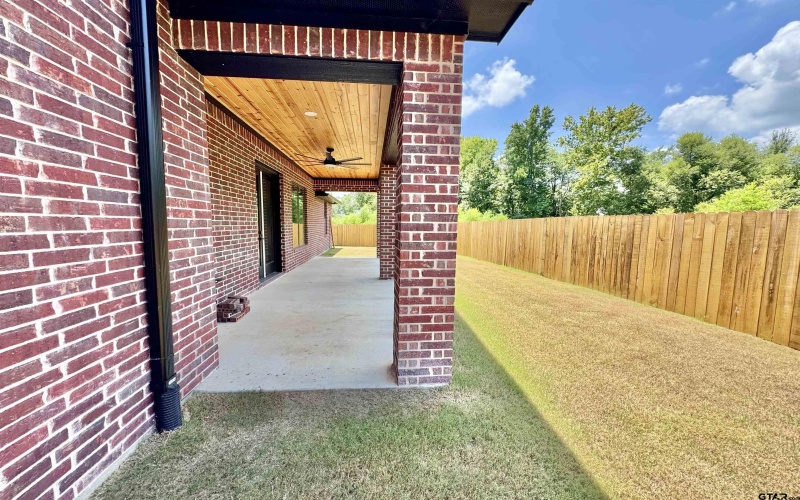 984 Mallard, Lindale, TX 75771, 4 Bedrooms Bedrooms, ,2 BathroomsBathrooms,Residential,For Sale,984 Mallard,25011523