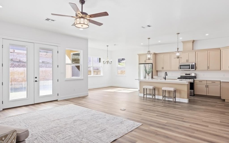 2108 Athens Ave, Kerrville, TX 78028, 3 Bedrooms Bedrooms, ,2 BathroomsBathrooms,Residential,For Sale,2108 Athens Ave,119915