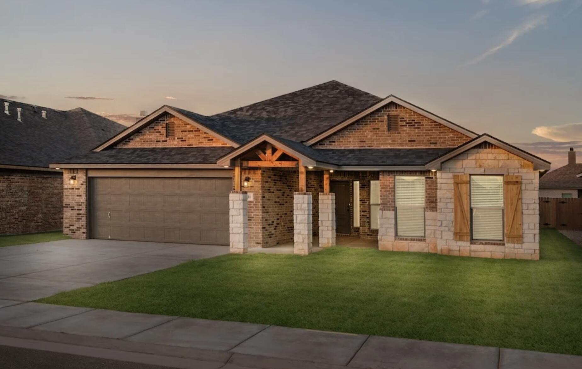 7001 16th Street, Lubbock, TX 79416, 4 Bedrooms Bedrooms, ,3 BathroomsBathrooms,Residential,For Sale,7001 16th Street,202558489