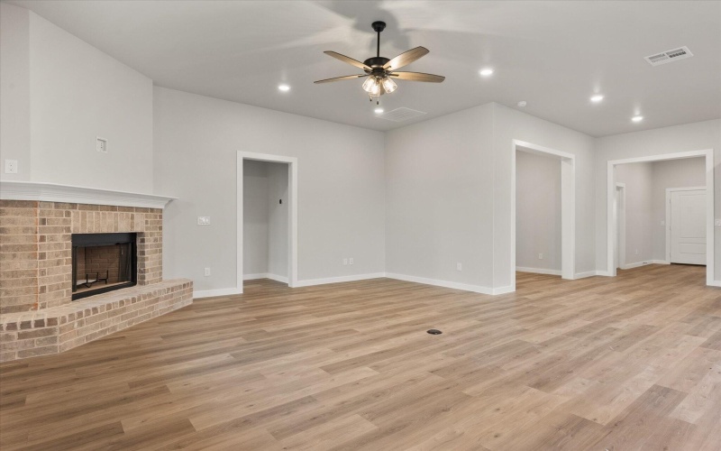 7001 16th Street, Lubbock, TX 79416, 4 Habitaciones Habitaciones , ,3 BañosBaños,Residential,En Venta,7001 16th Street,0,202558489