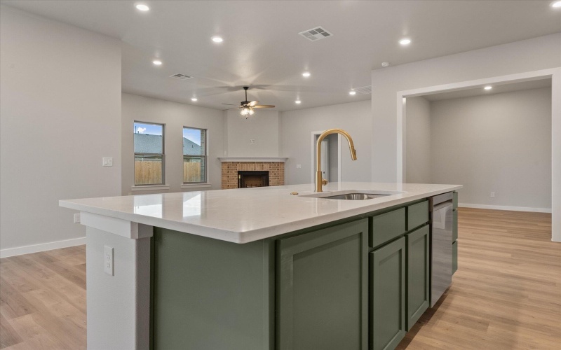 7001 16th Street, Lubbock, TX 79416, 4 Habitaciones Habitaciones , ,3 BañosBaños,Residential,En Venta,7001 16th Street,0,202558489