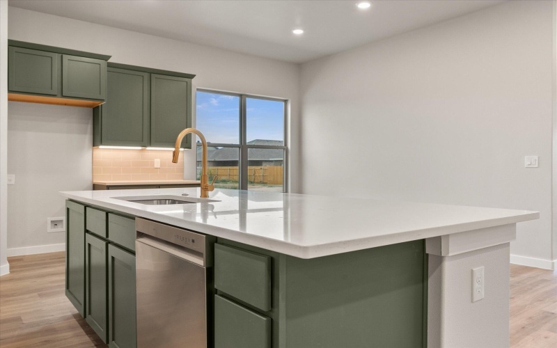 7001 16th Street, Lubbock, TX 79416, 4 Habitaciones Habitaciones , ,3 BañosBaños,Residential,En Venta,7001 16th Street,0,202558489