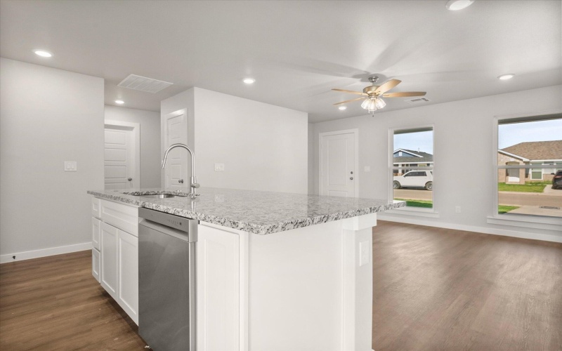 1329 N Colton Avenue, Lubbock, TX 79416, 3 Habitaciones Habitaciones , ,2 BañosBaños,Residential,En Venta,1329 N Colton Avenue,0,202558493