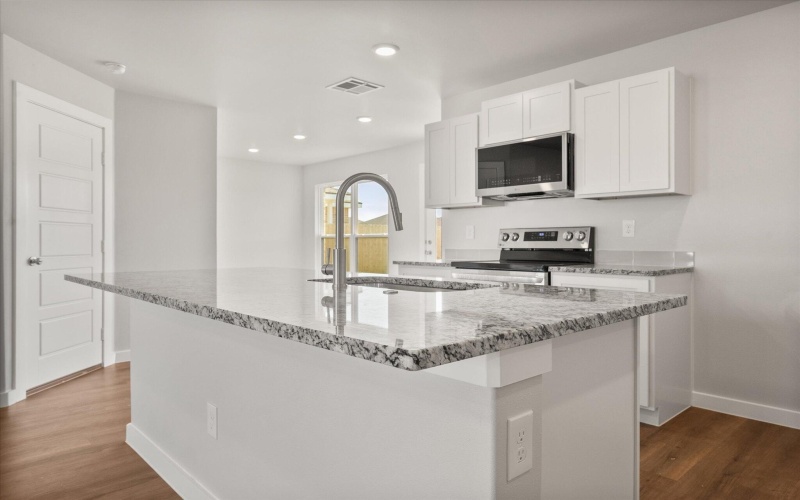 1329 N Colton Avenue, Lubbock, TX 79416, 3 Habitaciones Habitaciones , ,2 BañosBaños,Residential,En Venta,1329 N Colton Avenue,0,202558493