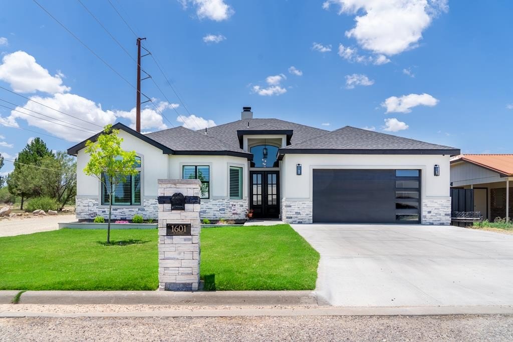1601 N Sunset, Fort Stockton, TX 79735, 4 Bedrooms Bedrooms, ,2 BathroomsBathrooms,Residential,For Sale,1601 N Sunset,50083641