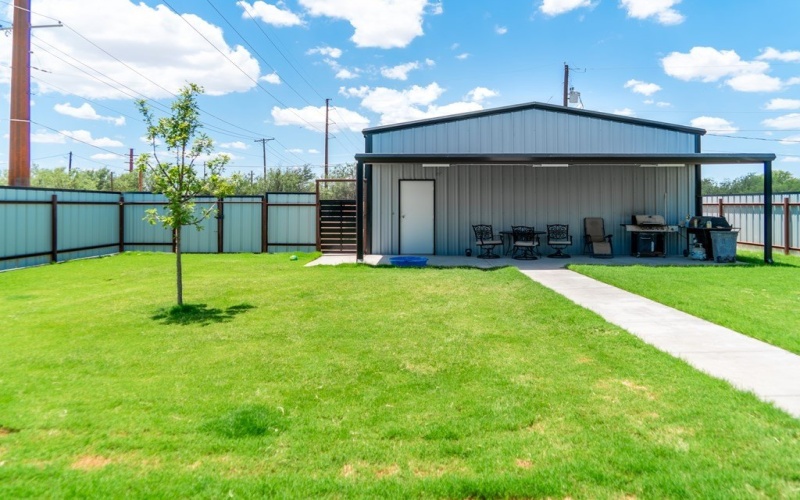 1601 N Sunset, Fort Stockton, TX 79735, 4 Bedrooms Bedrooms, ,2 BathroomsBathrooms,Residential,For Sale,1601 N Sunset,50083641