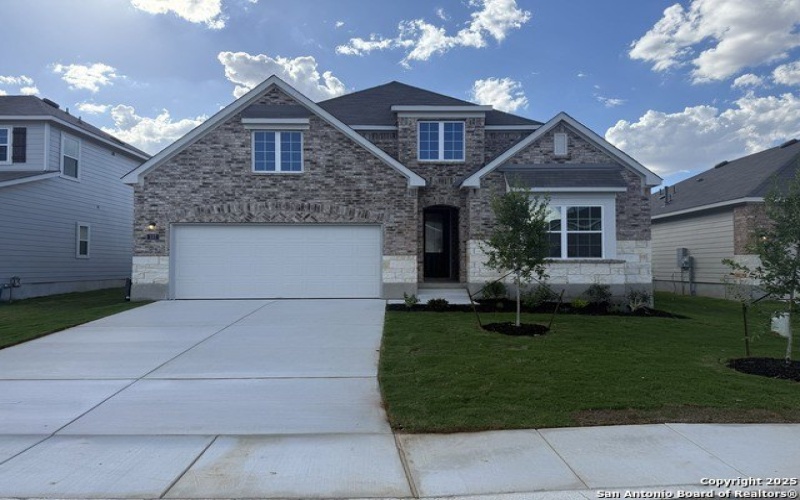 137 Beveridge, Seguin, TX 78155, 4 Habitaciones Habitaciones , ,2 BañosBaños,Residential,En Venta,137 Beveridge,0,1888299