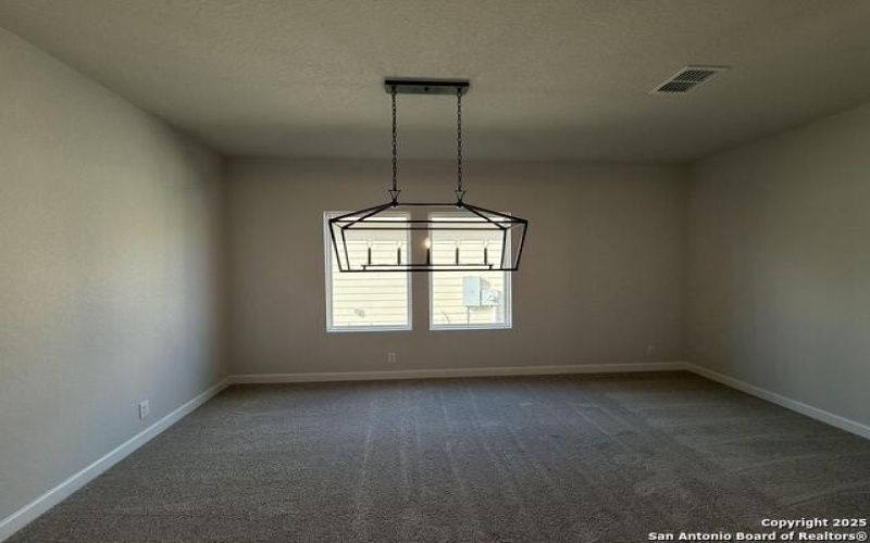 137 Beveridge, Seguin, TX 78155, 4 Habitaciones Habitaciones , ,2 BañosBaños,Residential,En Venta,137 Beveridge,0,1888299