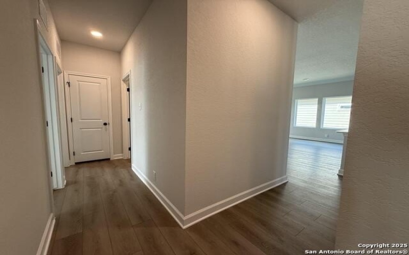 137 Beveridge, Seguin, TX 78155, 4 Habitaciones Habitaciones , ,2 BañosBaños,Residential,En Venta,137 Beveridge,0,1888299