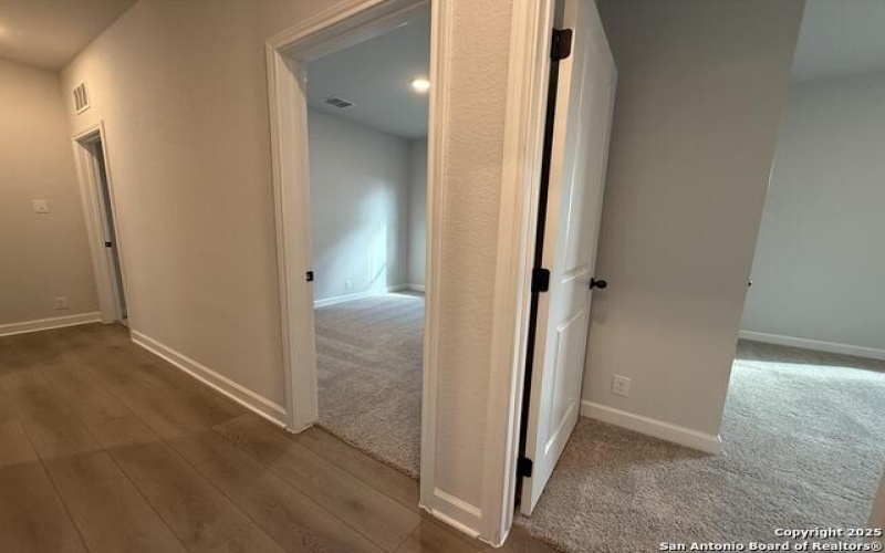 137 Beveridge, Seguin, TX 78155, 4 Habitaciones Habitaciones , ,2 BañosBaños,Residential,En Venta,137 Beveridge,0,1888299