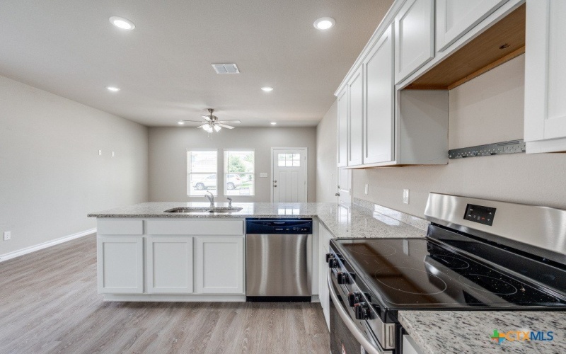 243 Mar Hill, Seguin, TX 78155, 3 Bedrooms Bedrooms, ,2 BathroomsBathrooms,Residential,For Sale,243 Mar Hill,588188