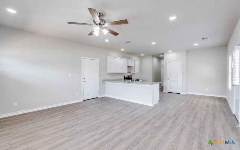 243 Mar Hill, Seguin, TX 78155, 3 Bedrooms Bedrooms, ,2 BathroomsBathrooms,Residential,For Sale,243 Mar Hill,588188