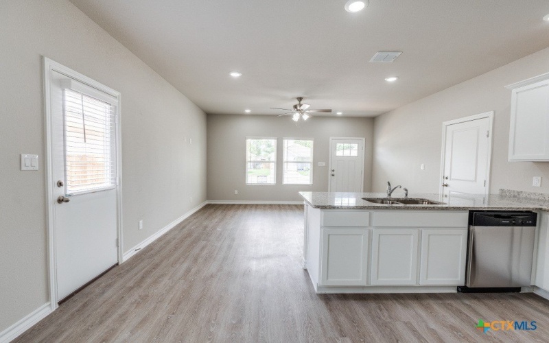 243 Mar Hill, Seguin, TX 78155, 3 Bedrooms Bedrooms, ,2 BathroomsBathrooms,Residential,For Sale,243 Mar Hill,588188