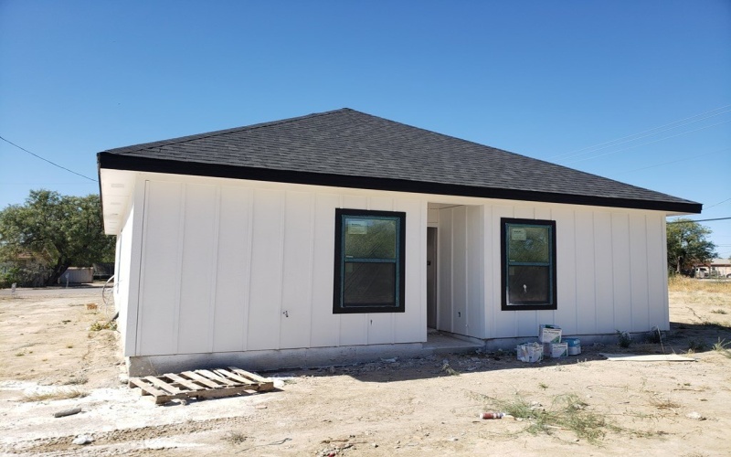 2786 RODRIGUEZ ST., Eagle Pass, TX 78852, 3 Bedrooms Bedrooms, ,2 BathroomsBathrooms,Residential,For Sale,2786 RODRIGUEZ ST.,0,81489