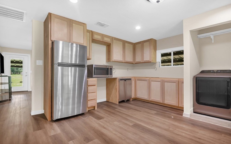 9429 FM 83, Pineland, TX 75968, 2 Bedrooms Bedrooms, ,1 BathroomBathrooms,Residential,For Sale,9429 FM 83,5105786