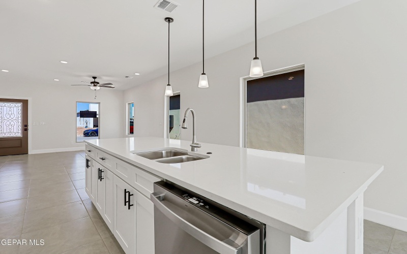 12300 Ben Dowell Way, El Paso, TX 79934, 3 Habitaciones Habitaciones , ,1 BañoBaños,Residential,En Venta,12300 Ben Dowell Way,0,910538