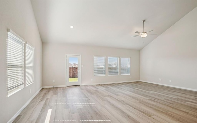 4208 Waco Drive, Farmersville, TX 75442, 5 Bedrooms Bedrooms, ,3 BathroomsBathrooms,Residential,For Sale,4208 Waco Drive,0,21016652