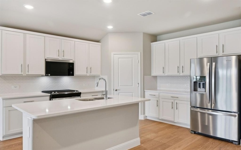3317 Pat Mayse Drive, Farmersville, TX 75442, 3 Habitaciones Habitaciones , ,2 BañosBaños,Residential,En Venta,3317 Pat Mayse Drive,21016653