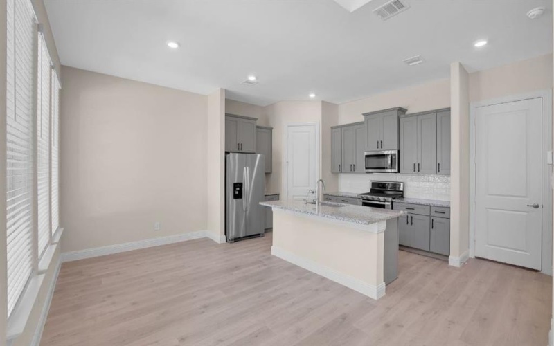 1556 Lake District Drive, Allen, TX 75013, 4 Habitaciones Habitaciones , ,3 BañosBaños,Residential,En Venta,1556 Lake District Drive,21016694
