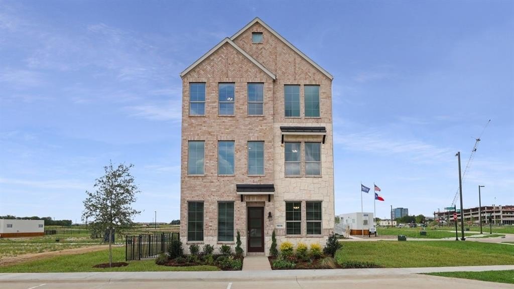1562 Dulwich Drive, Allen, TX 75013, 5 Bedrooms Bedrooms, ,5 BathroomsBathrooms,Residential,For Sale,1562 Dulwich Drive,21016698