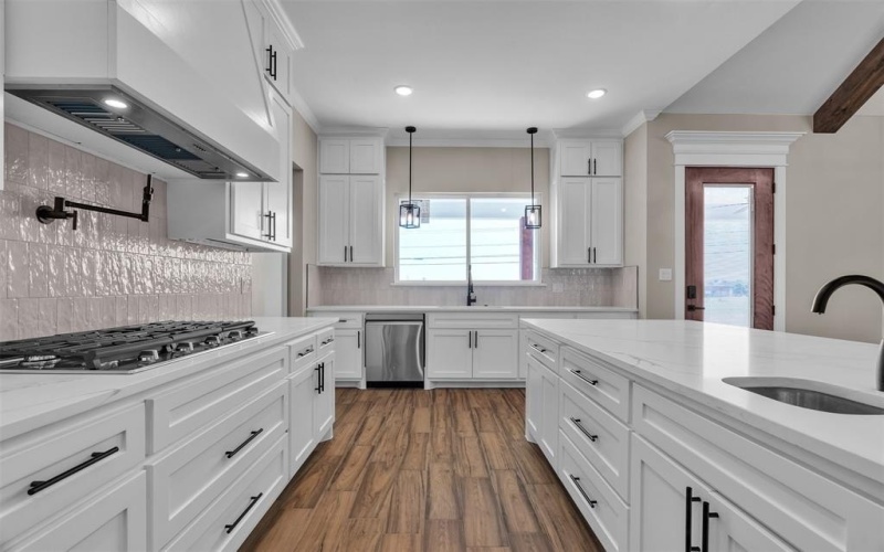 500 Kirkland Ct Court, Azle, TX 76020, 4 Bedrooms Bedrooms, ,3 BathroomsBathrooms,Residential,For Sale,500 Kirkland Ct Court,0,21007782
