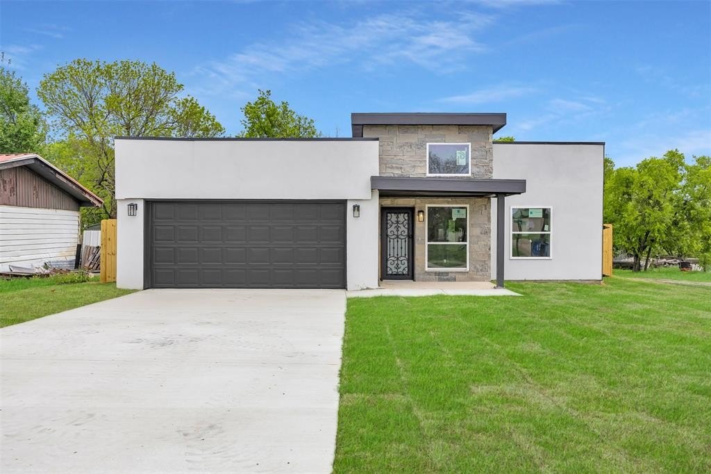 206 E Gilmer Street, Rice, TX 75155, 3 Bedrooms Bedrooms, ,2 BathroomsBathrooms,Residential,For Sale,206 E Gilmer Street,0,21012352