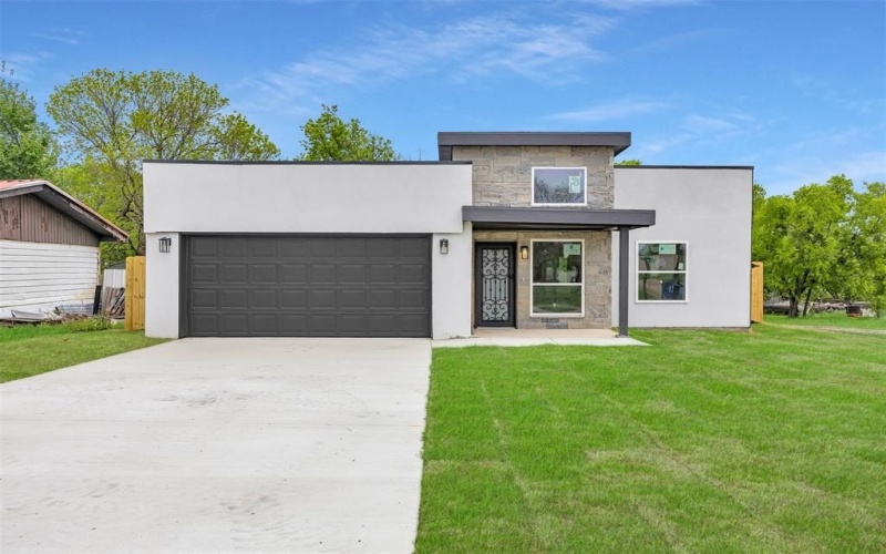 206 E Gilmer Street, Rice, TX 75155, 3 Bedrooms Bedrooms, ,2 BathroomsBathrooms,Residential,For Sale,206 E Gilmer Street,0,21012352