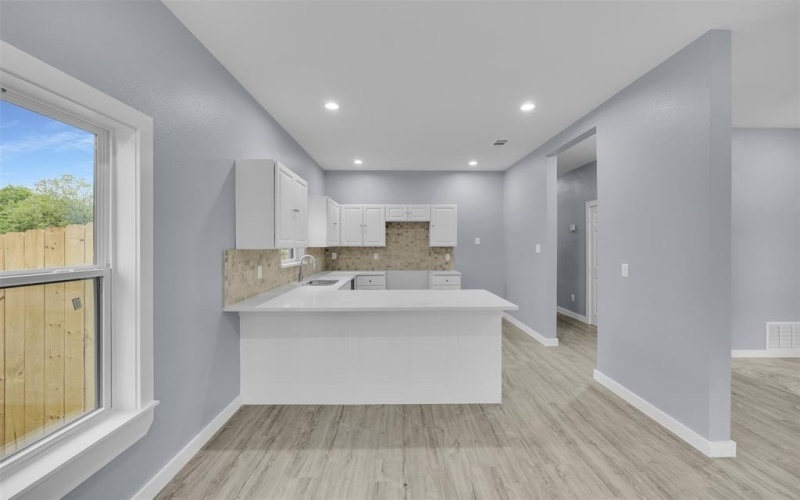 409 N Dallas Street, Rice, TX 75155, 3 Bedrooms Bedrooms, ,2 BathroomsBathrooms,Residential,For Sale,409 N Dallas Street,0,21012380