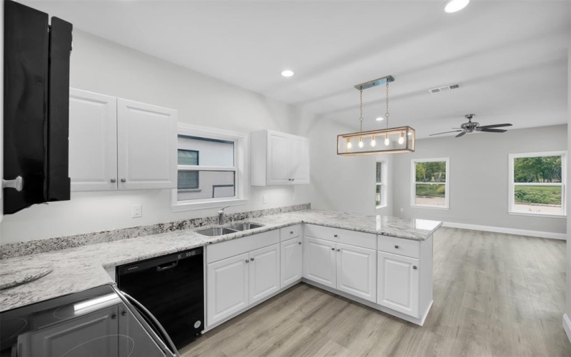 407 N Dallas Street, Rice, TX 75155, 3 Bedrooms Bedrooms, ,2 BathroomsBathrooms,Residential,For Sale,407 N Dallas Street,0,21012387