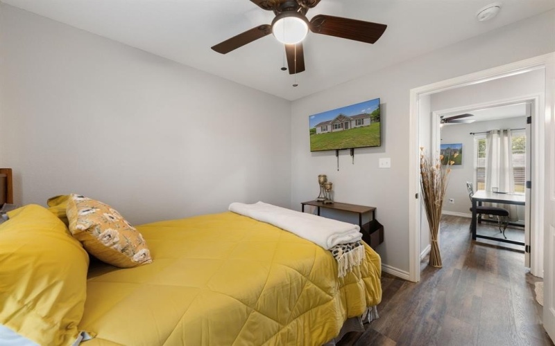 627 W 9th Street, Kemp, TX 75143, 3 Bedrooms Bedrooms, ,2 BathroomsBathrooms,Residential,For Sale,627 W 9th Street,0,21012801