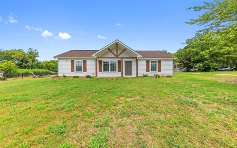 627 W 9th Street, Kemp, TX 75143, 3 Bedrooms Bedrooms, ,2 BathroomsBathrooms,Residential,For Sale,627 W 9th Street,0,21012801
