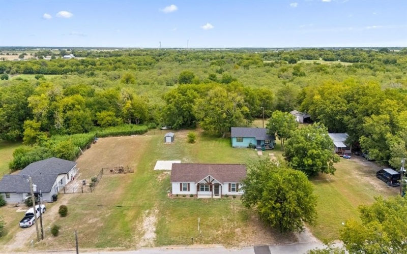 627 W 9th Street, Kemp, TX 75143, 3 Bedrooms Bedrooms, ,2 BathroomsBathrooms,Residential,For Sale,627 W 9th Street,0,21012801