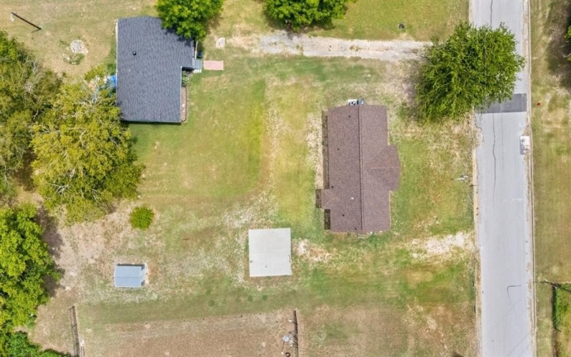 627 W 9th Street, Kemp, TX 75143, 3 Bedrooms Bedrooms, ,2 BathroomsBathrooms,Residential,For Sale,627 W 9th Street,0,21012801